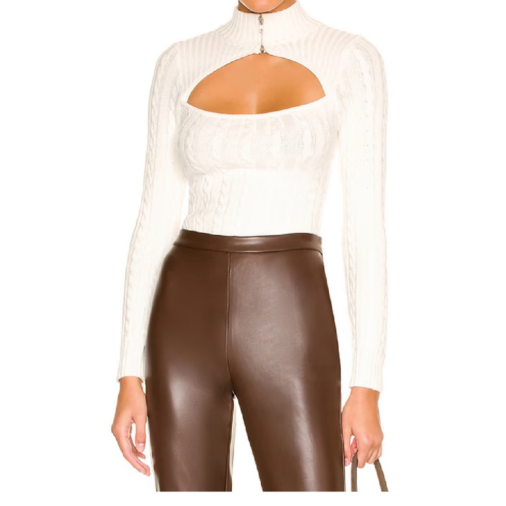 Superdown Tanya cut out sweater (Ivory, medium)